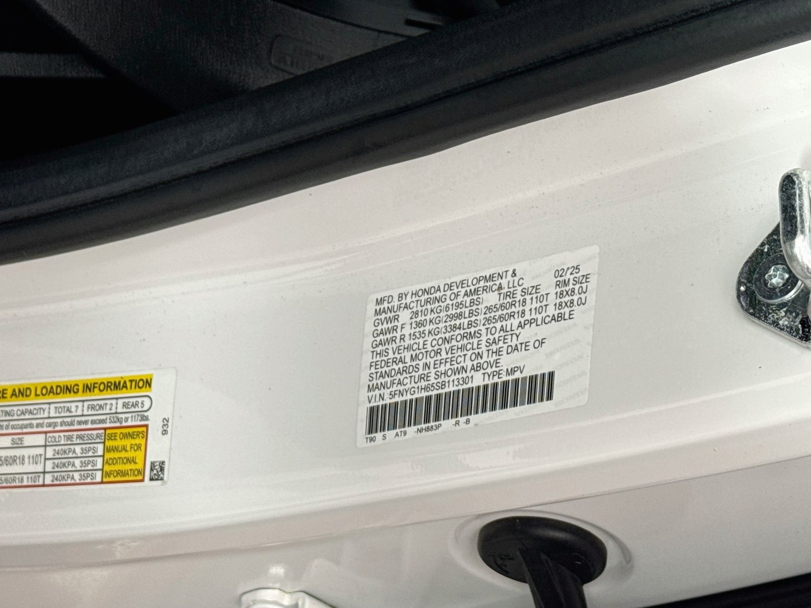 Used 2025 Honda Pilot TrailSport image 27