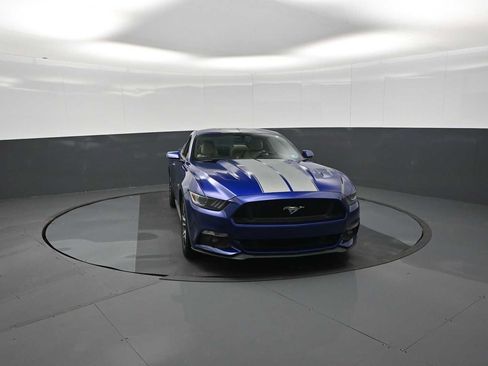 Used 2016 Ford Mustang GT Premium RWD image 46