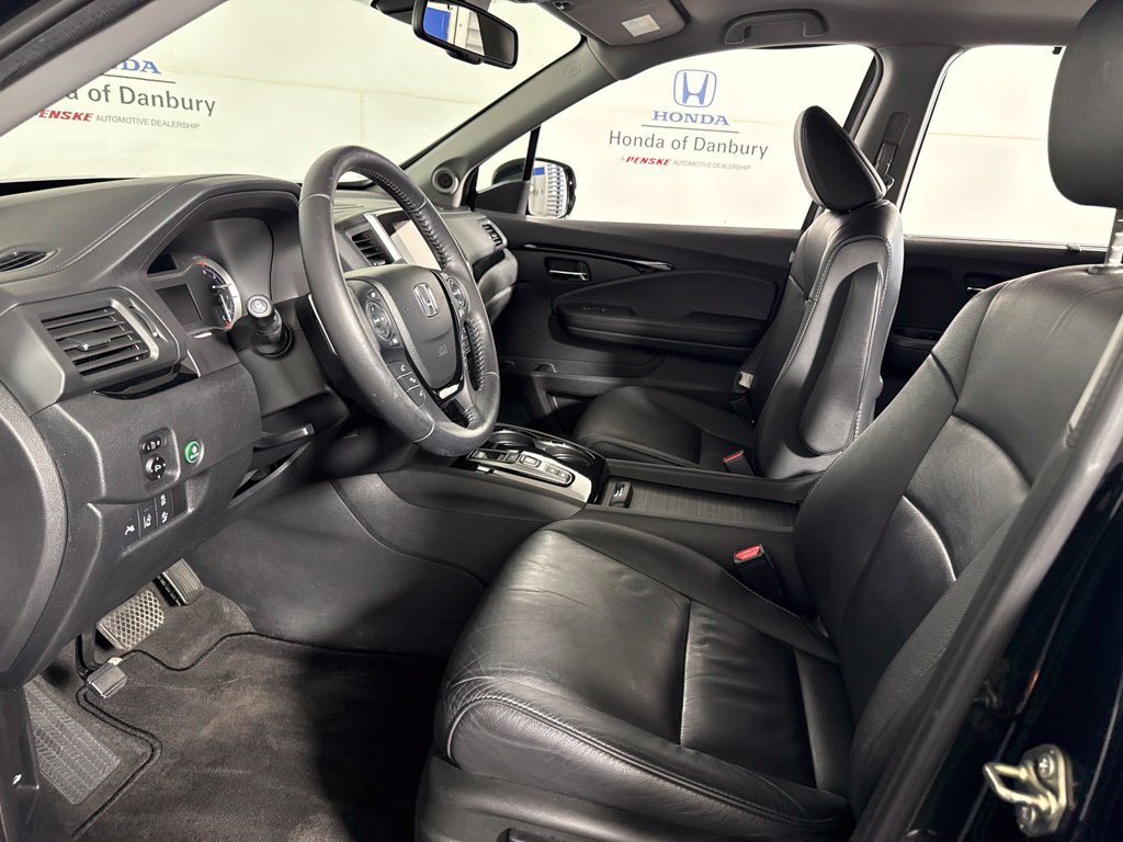 Certified 2017 Honda Pilot Touring image 15