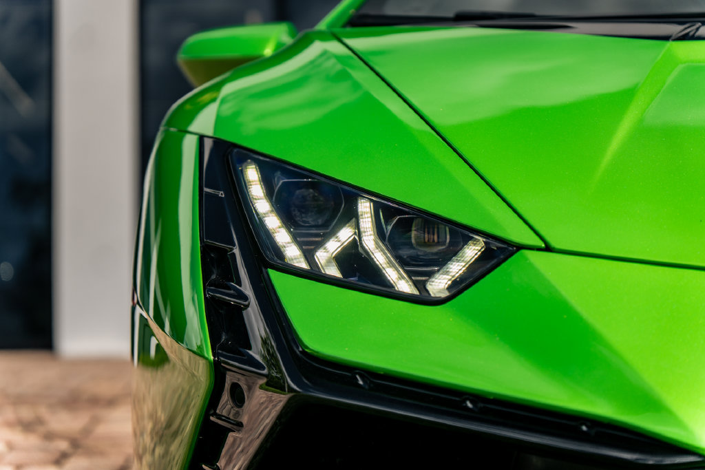 Used 2024 Lamborghini Huracan Tecnica RWD image 9