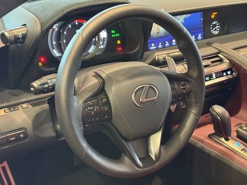 Certified 2022 Lexus LC 500 Coupe w/ Dynamic Handling Package image 17