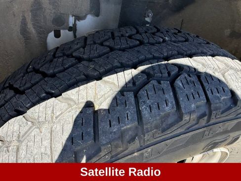Used 2025 Ford Maverick XL w/ Equipment Group 102A AWD/4WD image 12