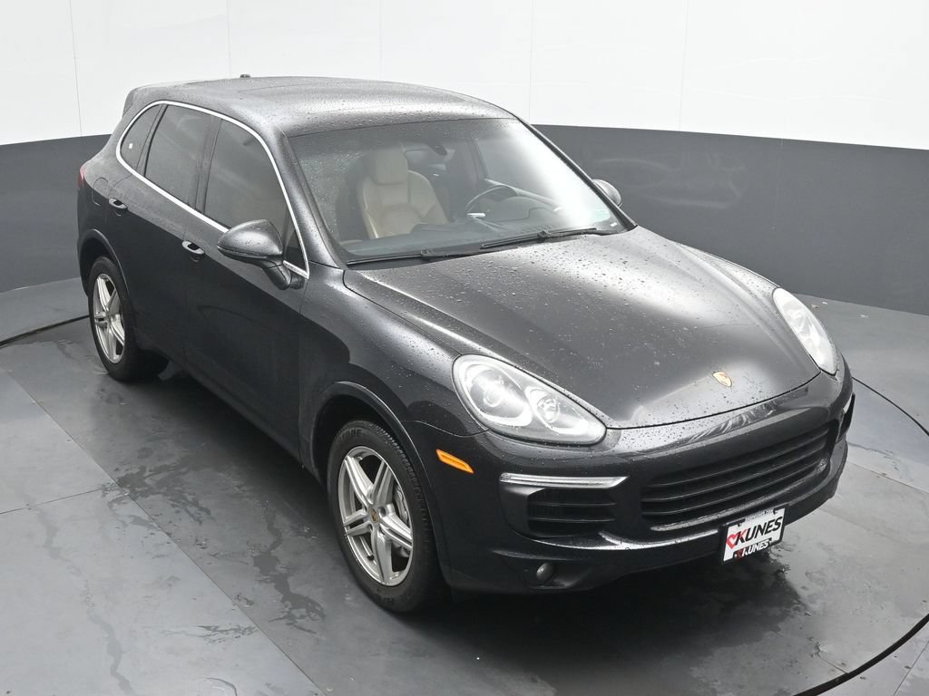 Used 2017 Porsche Cayenne S AWD/4WD image 31
