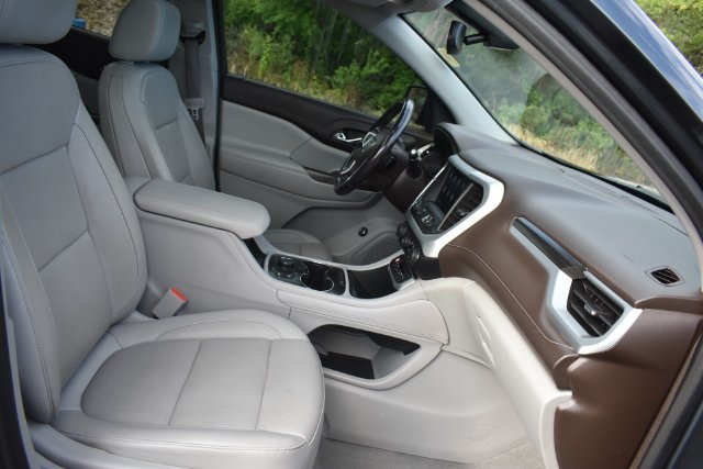 Certified 2020 GMC Acadia SLT AWD/4WD image 14