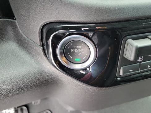 New 2026 GMC Sierra 1500 Elevation image 23