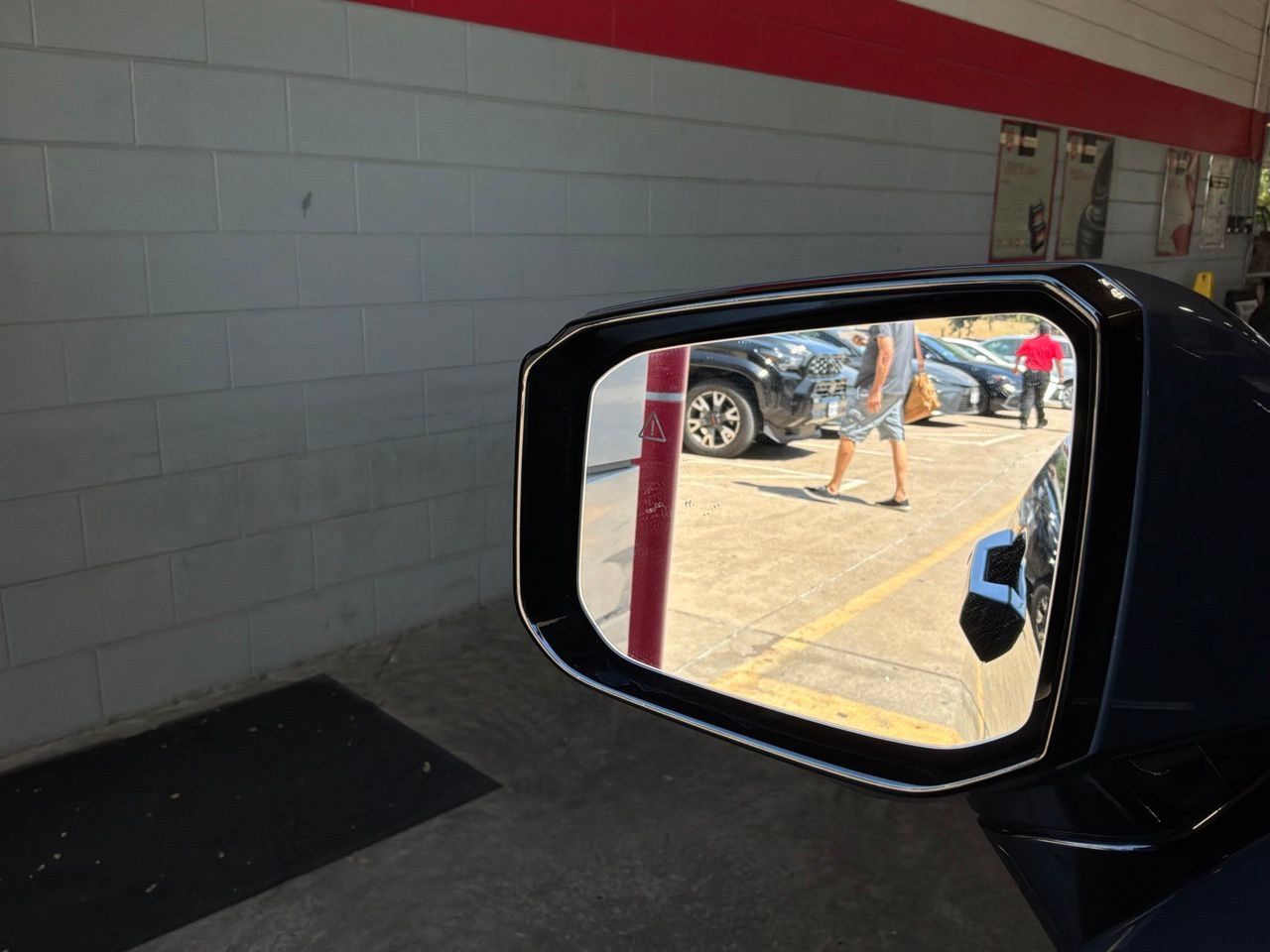 Used 2026 Hyundai Palisade SEL FWD image 23