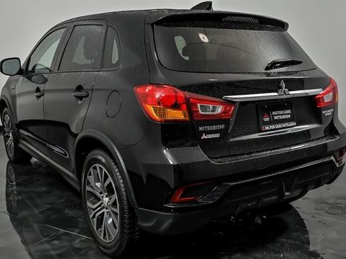 Used 2018 Mitsubishi Outlander Sport ES FWD image 7