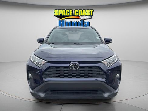 Used 2020 Toyota RAV4 XLE Premium image 13