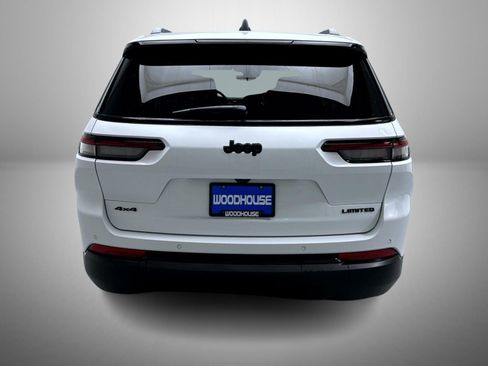 New 2025 Jeep Grand Cherokee L Limited w/ Black Appearance Package AWD/4WD image 6