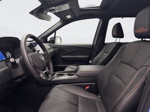 Used 2024 Honda Passport TrailSport image 9