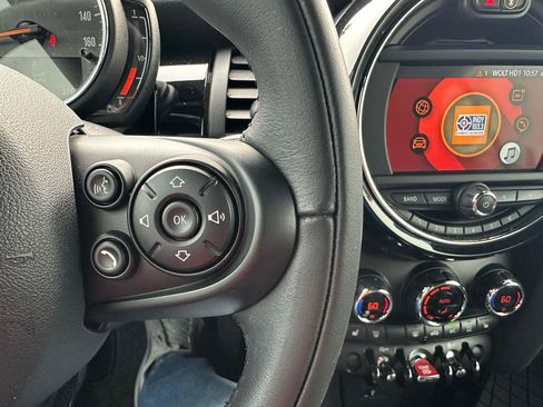 Used 2020 MINI Cooper Convertible w/ Premium Package FWD image 13