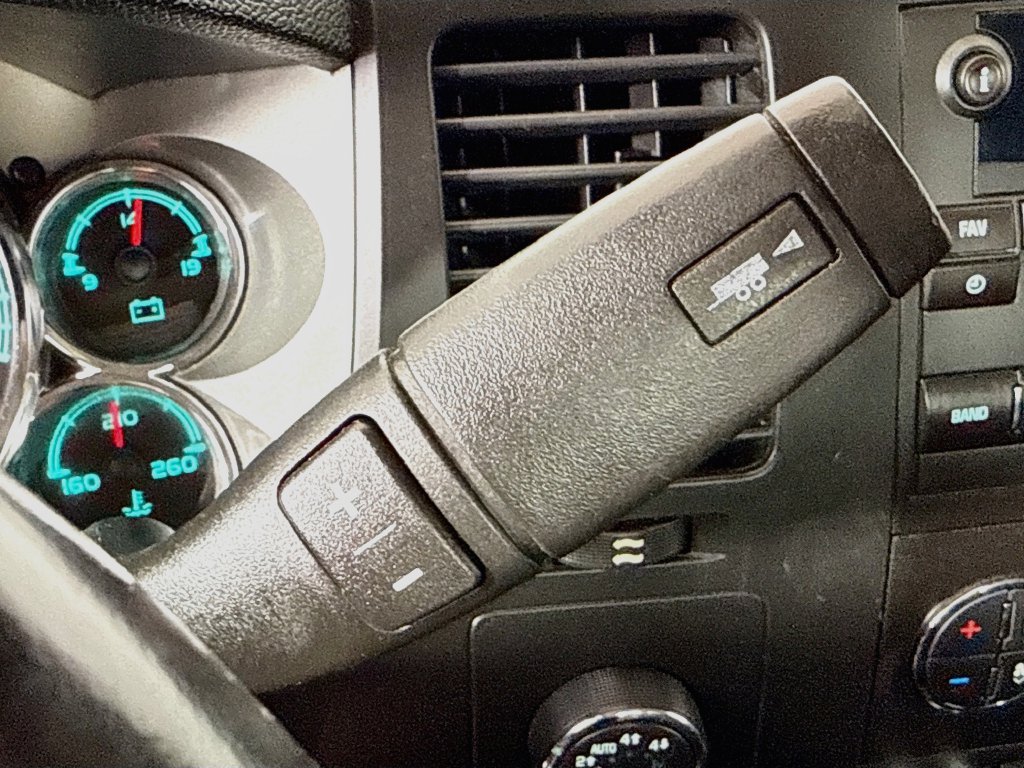Used 2011 Chevrolet Silverado 1500 LT AWD/4WD image 15