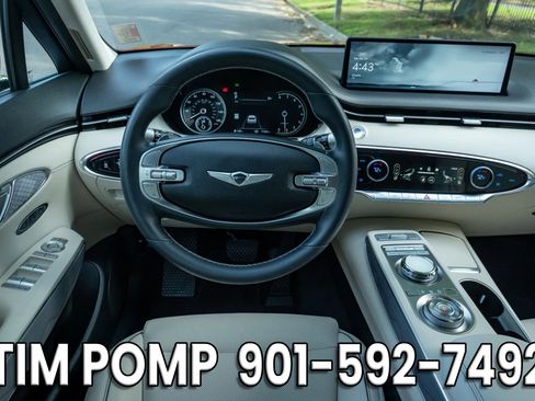 Used 2024 Genesis GV70 2.5T w/ Advanced Package AWD/4WD image 19