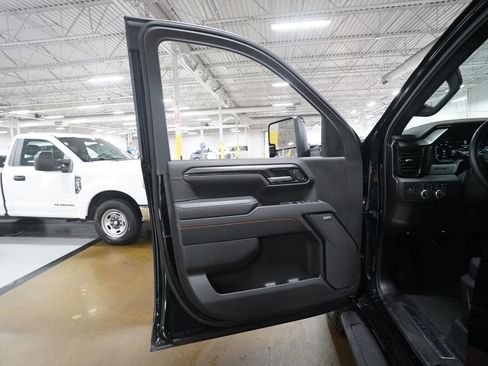Used 2026 GMC Sierra 2500 AT4 w/ AT4 Preferred Package AWD/4WD image 27