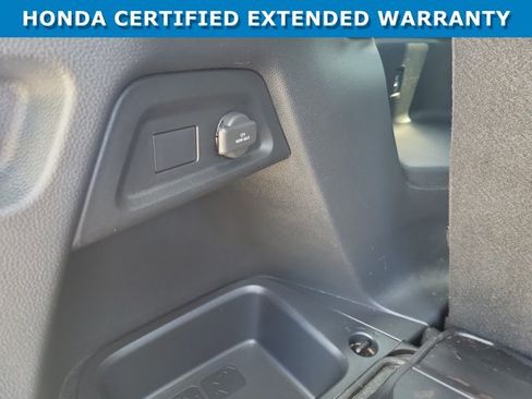 Certified 2025 Honda Pilot TrailSport image 14