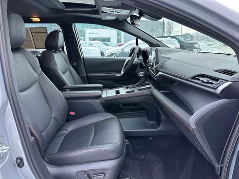 Used 2023 Toyota Sienna XSE image 10
