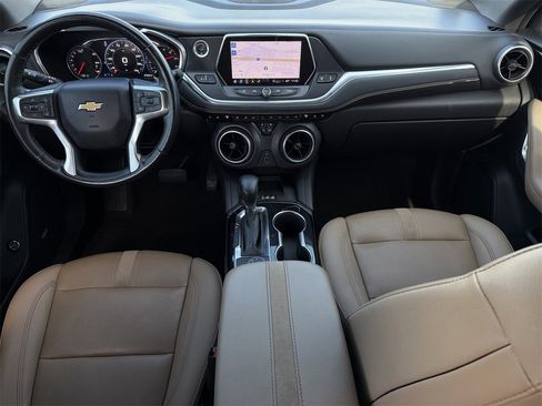 Certified 2022 Chevrolet Blazer Premier w/ Enhanced Convenience Package image 11