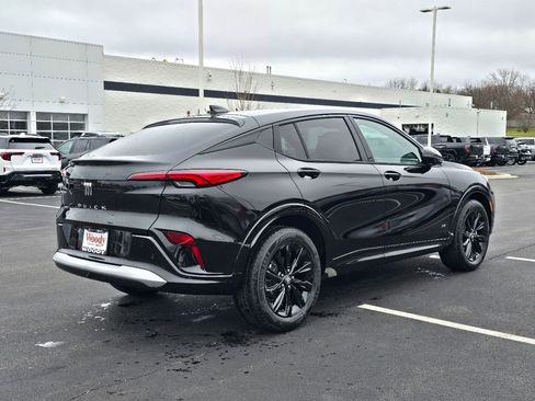 New 2026 Buick Envista Sport Touring image 9