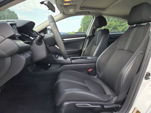 Used 2017 Honda Civic EX image 6