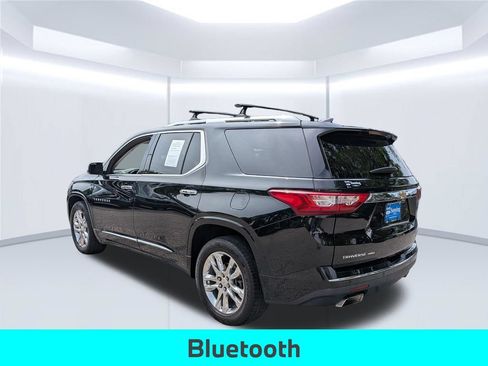 Used 2018 Chevrolet Traverse High Country AWD/4WD image 3