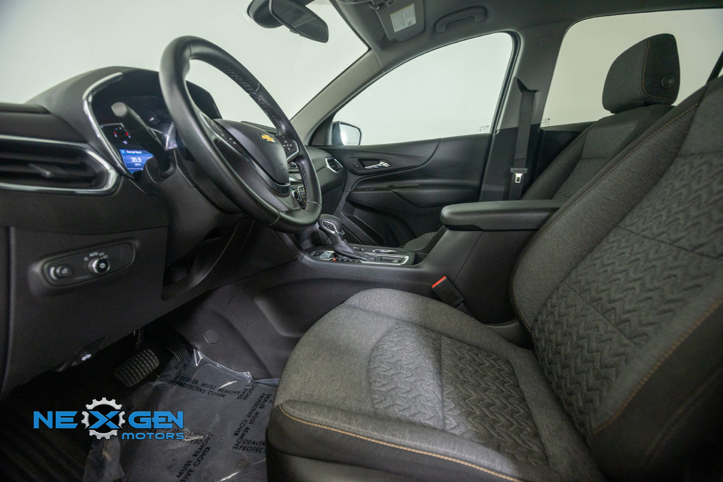 Used 2024 Chevrolet Equinox LT AWD/4WD image 13