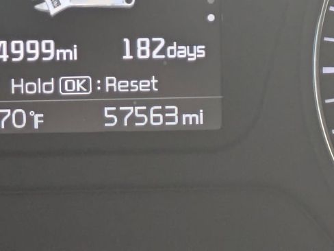 Used 2018 Kia Sorento LX image 23