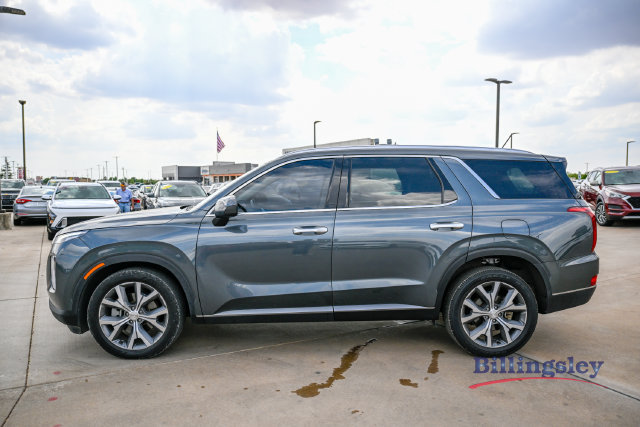 Used 2022 Hyundai Palisade SEL w/ Convenience Package FWD image 2