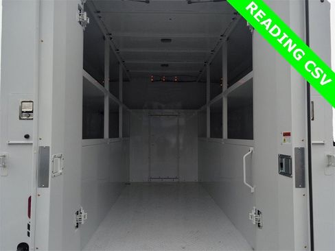 New 2025 Chevrolet Express 3500 image 22