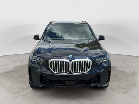 New 2026 BMW X5 xDrive50e w/ M Sport Package AWD/4WD image 2