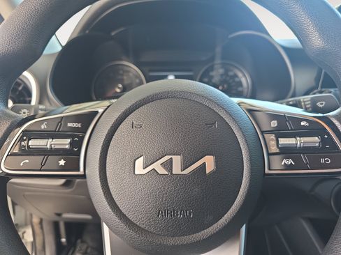 Certified 2024 Kia Forte LXS w/ LXS Technology Package FWD image 11