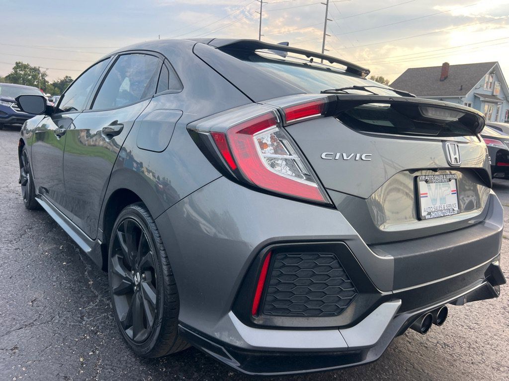 Used 2017 Honda Civic Sport Touring image 4