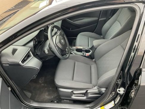 Used 2024 Toyota Corolla LE FWD image 21
