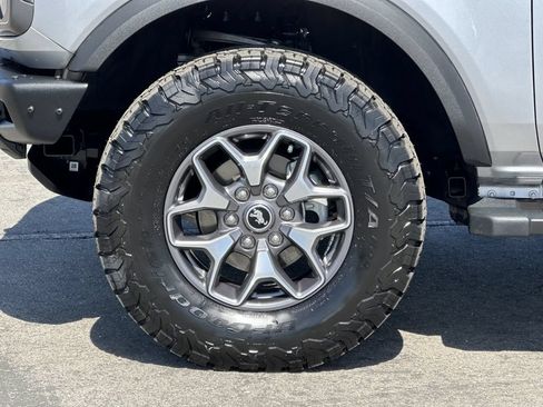 Certified 2024 Ford Bronco Badlands AWD/4WD image 25