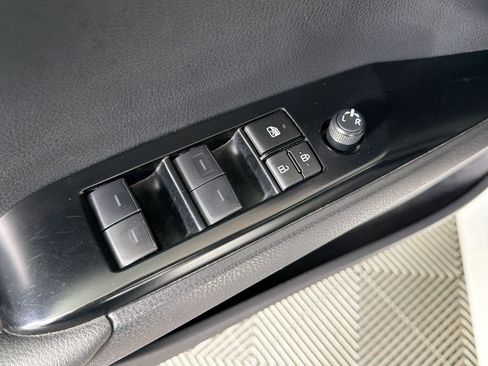 Used 2025 Toyota Camry LE FWD image 25