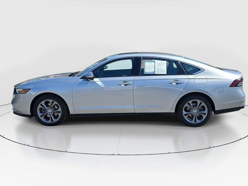 Certified 2023 Honda Accord EX image 8