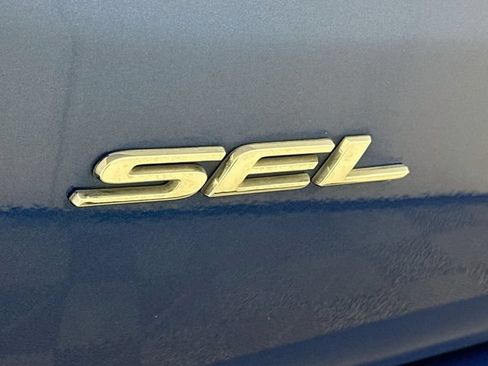 Used 2021 Ford Edge SEL w/ Convenience Package FWD image 28