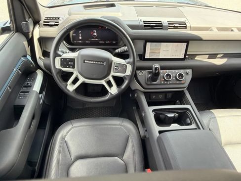 Used 2023 Land Rover Defender 110 S AWD/4WD image 15