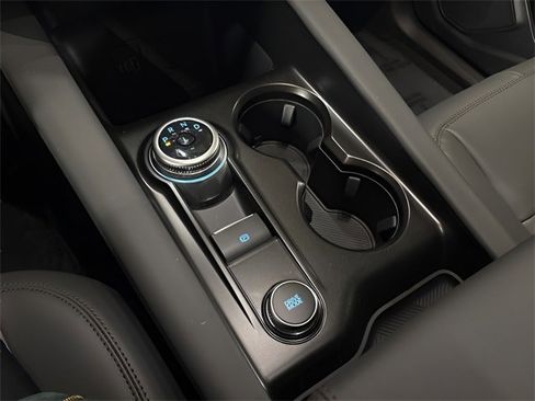 New 2026 Ford Explorer Active w/ Active Comfort Package image 18