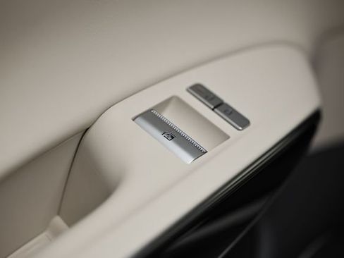 New 2026 Genesis GV70 2.5T AWD/4WD image 24