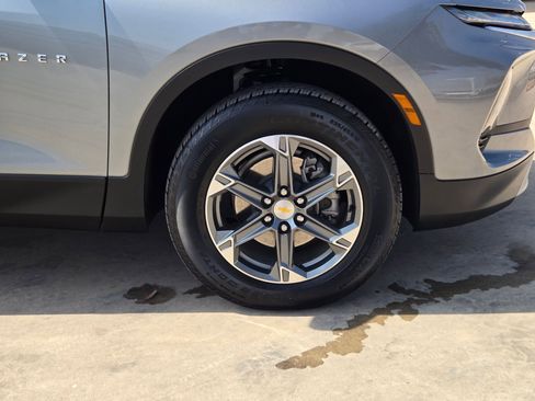 Certified 2024 Chevrolet Blazer LT w/ Convenience Package image 31