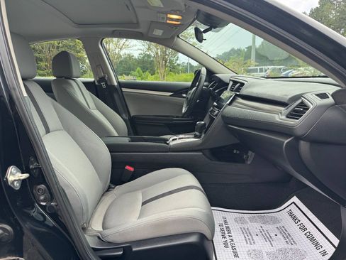 Used 2019 Honda Civic EX image 13