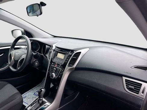 Used 2014 Hyundai Elantra GT image 28