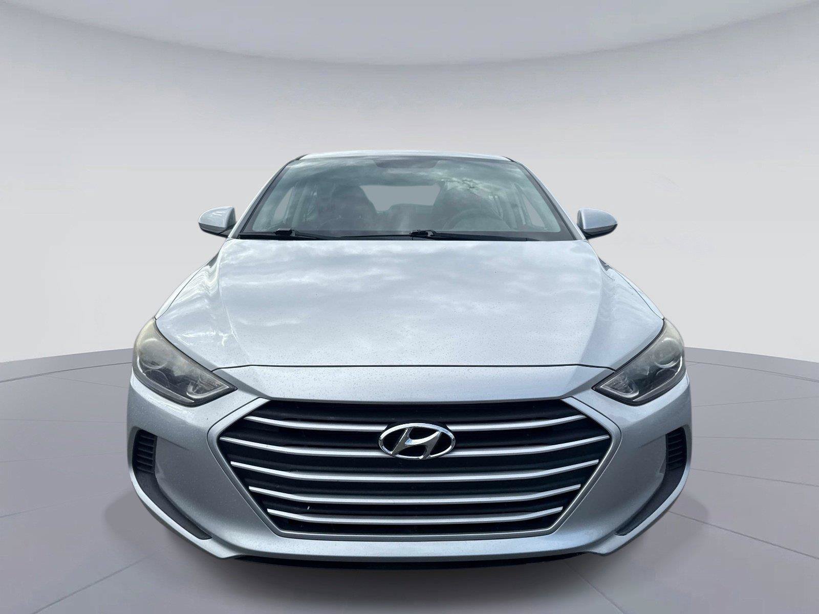 Used 2018 Hyundai Elantra SEL FWD image 9