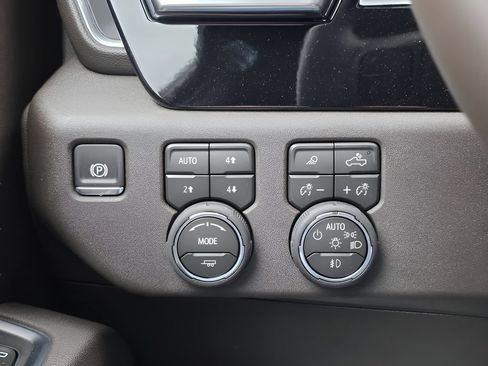 New 2026 Chevrolet Silverado 2500 LT w/ Texas Edition AWD/4WD image 21