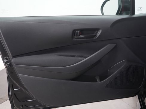 Used 2023 Toyota Corolla LE image 18