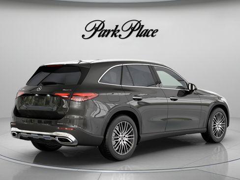 Used 2026 Mercedes-Benz GLC 300 4MATIC image 21