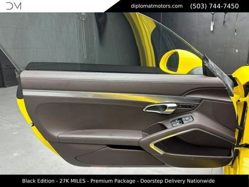 Used 2016 Porsche Cayman RWD image 21