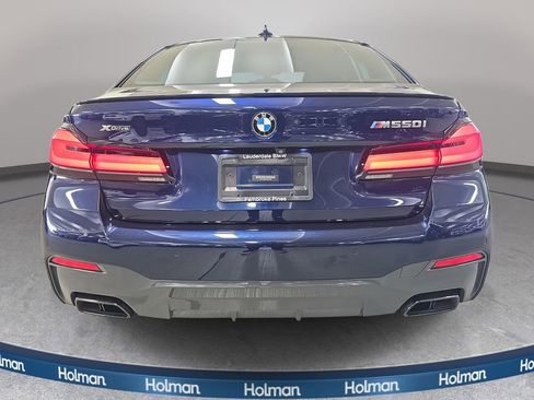 Used 2021 BMW M550i xDrive w/ Executive Package image 7