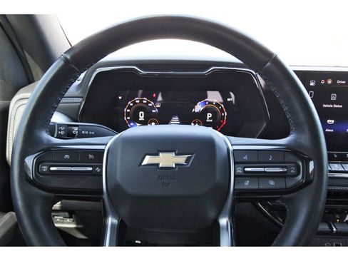Used 2024 Chevrolet Colorado LT w/ LT Convenience Package III RWD image 15