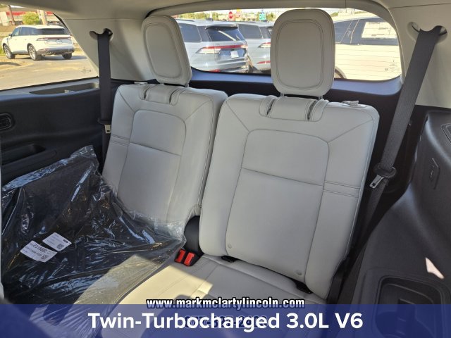 New 2027 Lincoln Aviator 2WD image 11